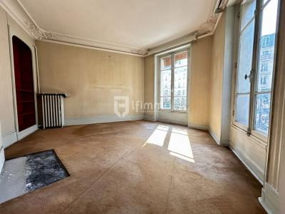 For sale Paris-18eme-arrondissement 3 rooms 51 m2 Paris (75018) photo 1