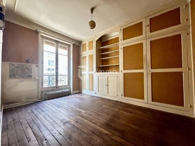 For sale Paris-18eme-arrondissement 3 rooms 51 m2 Paris (75018) photo 3