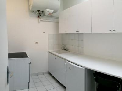 For sale Paris-10eme-arrondissement 1 room 28 m2 Paris (75010) photo 1