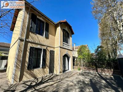 Louer Maison 130 m2 Aix-en-provence