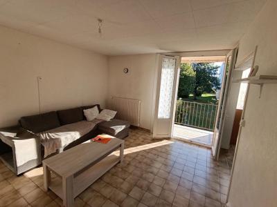 For sale Nevers 3 rooms 60 m2 Nievre (58000) photo 2