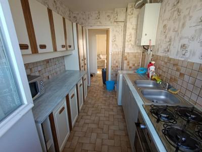 For sale Nevers 3 rooms 60 m2 Nievre (58000) photo 3