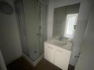 Louer Appartement Saint-etienne 490 euros