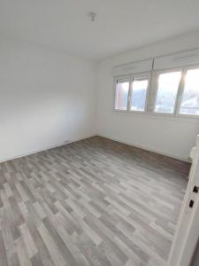 Louer Appartement 85 m2 Montherme