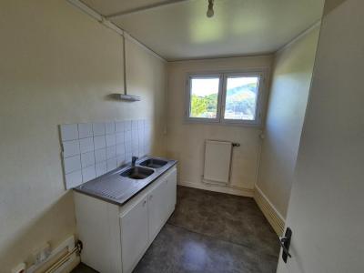 Louer Appartement Bogny-sur-meuse 612 euros