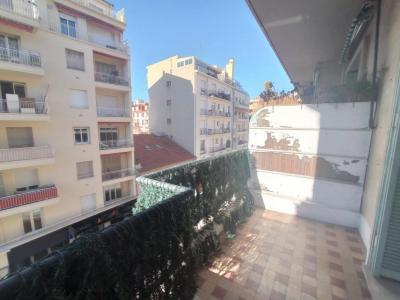 For sale Nice 3 rooms 63 m2 Alpes Maritimes (06000) photo 4