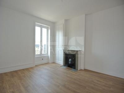 For rent Lyon-9eme-arrondissement 2 rooms 45 m2 Rhone (69009) photo 1