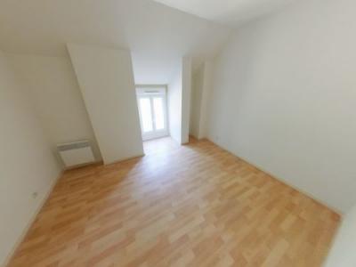 Louer Maison Nancay 498 euros