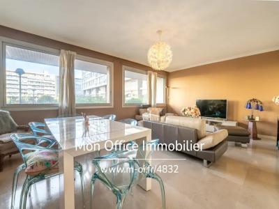 For sale Marseille-8eme-arrondissement 3 rooms 110 m2 Bouches du Rhone (13008) photo 1