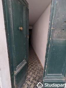 For rent Beziers 1 room 28 m2 Herault (34500) photo 4