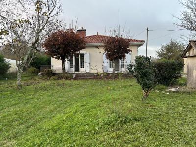 For sale Laruscade 5 rooms 107 m2 Gironde (33620) photo 0