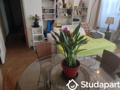 For rent Marseille-1er-arrondissement 2 rooms 55 m2 Bouches du Rhone (13001) photo 2