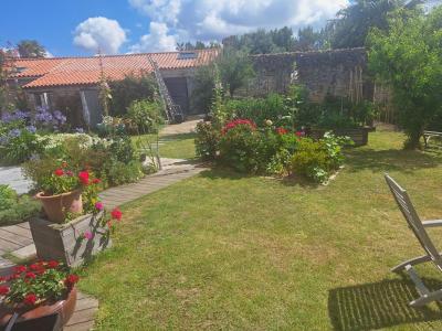 For sale Saint-benoist-sur-mer 5 rooms 104 m2 Vendee (85540) photo 1