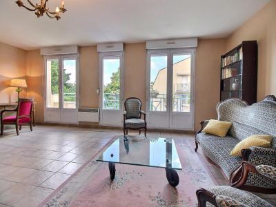 For sale Chateauneuf-sur-loire 3 rooms 85 m2 Loiret (45110) photo 2