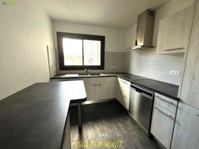 For sale Agen 4 rooms 104 m2 Lot et garonne (47000) photo 2