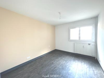 For sale Agen 4 rooms 104 m2 Lot et garonne (47000) photo 3