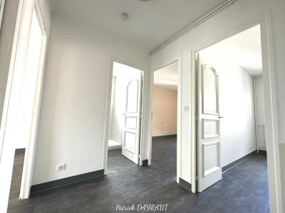 For sale Agen 4 rooms 104 m2 Lot et garonne (47000) photo 4