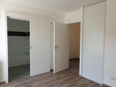 For sale PROCHE CENTRE 2 rooms 46 m2 Haute savoie (74580) photo 4