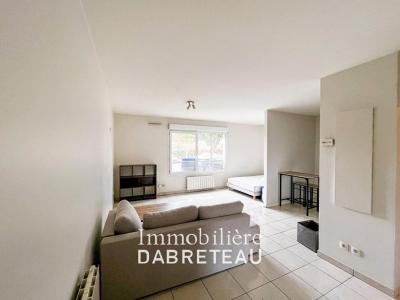 Annonce Location Appartement Vaulx-en-velin 69