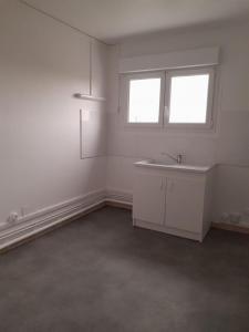 For rent Saint-andre-les-vergers 3 rooms 63 m2 Aube (10120) photo 0