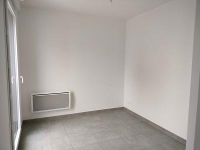 For rent Nantes 1 room 30 m2 Loire atlantique (44300) photo 2