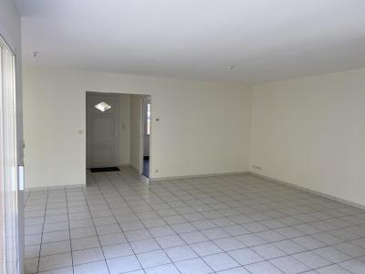 For rent Nantes 4 rooms 89 m2 Loire atlantique (44100) photo 3