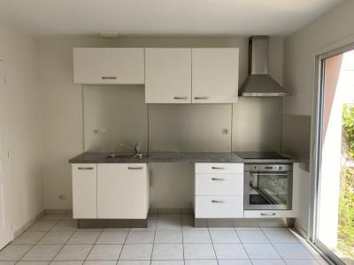 For rent Nantes 4 rooms 89 m2 Loire atlantique (44100) photo 4