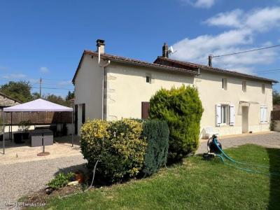 Acheter Maison 160 m2 Nanteuil-en-vallee