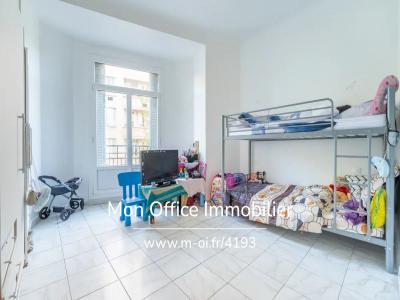 For sale Marseille-1er-arrondissement 4 rooms 75 m2 Bouches du Rhone (13001) photo 3