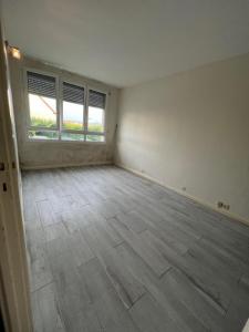 For rent Mureaux 2 rooms 43 m2 Yvelines (78130) photo 3