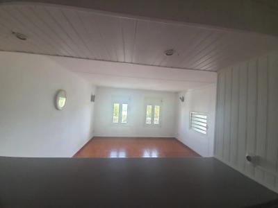 For rent Saint-pierre 2 rooms 40 m2 Reunion (97410) photo 2