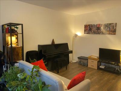 For rent Ville-d'avray 2 rooms 32 m2 Hauts de Seine (92410) photo 1