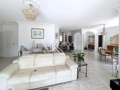 For sale Saint-raphael 4 rooms 138 m2 Var (83700) photo 2