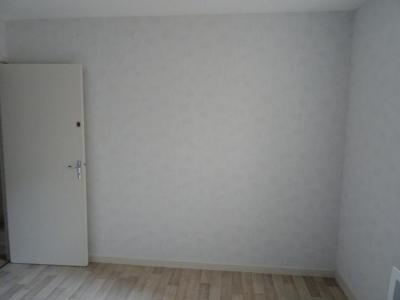 Louer Appartement Avallon 587 euros