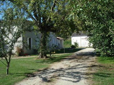 For rent Gaillan-en-medoc 1 room 28 m2 Gironde (33340) photo 0