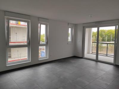 For rent Illkirch-graffenstaden 3 rooms 63 m2 Bas rhin (67400) photo 1