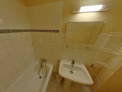 For rent Lyon-6eme-arrondissement 2 rooms 34 m2 Rhone (69006) photo 3