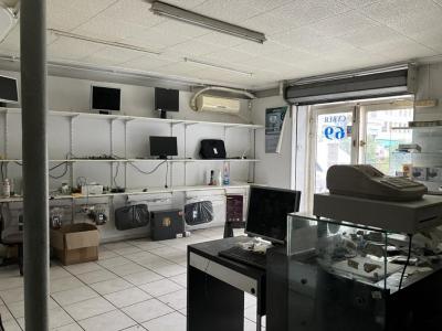 Annonce Location Local commercial Lyon-7eme-arrondissement 69