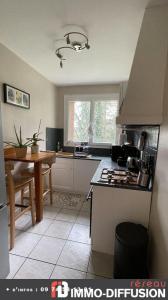 For sale 4 rooms 81 m2 Puy de dome (63300) photo 3