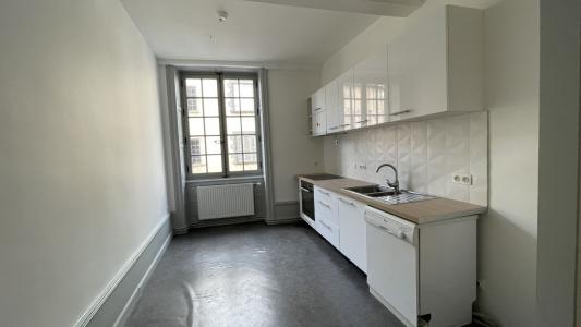 For sale CENTRE VILLE 3 rooms 84 m2 Puy de dome (63300) photo 2