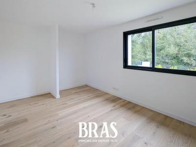 For sale Vannes 7 rooms 148 m2 Morbihan (56000) photo 4