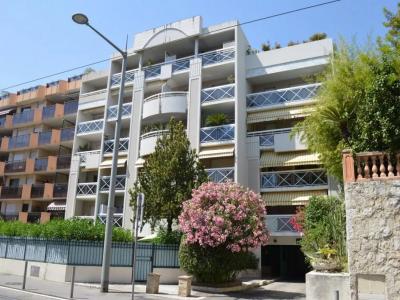 For rent Nice POATES 11 m2 Alpes Maritimes (06100) photo 0