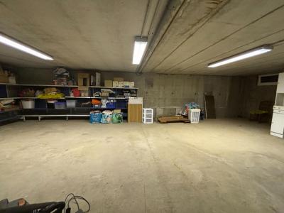 Acheter Parking 80 m2 Lyon-8eme-arrondissement