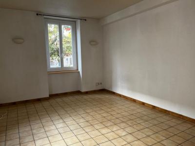 Louer Appartement Roanne 350 euros