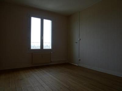 Louer Appartement Saint-martin-du-tertre 477 euros