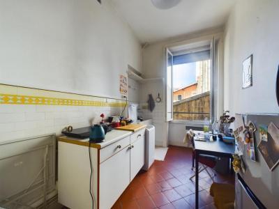 For sale Lyon-7eme-arrondissement 1 room 37 m2 Rhone (69007) photo 2