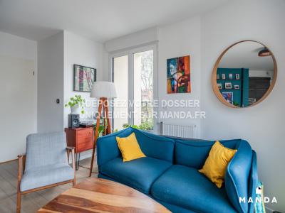 For rent Issy-les-moulineaux 3 rooms 60 m2 Hauts de Seine (92130) photo 0