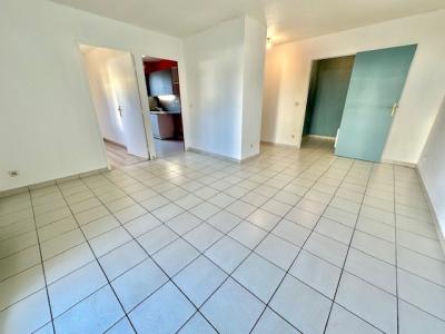 Louer Appartement Decines-charpieu 742 euros