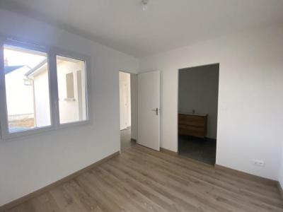 For sale Cinq-mars-la-pile 5 rooms 90 m2 Indre et loire (37130) photo 3