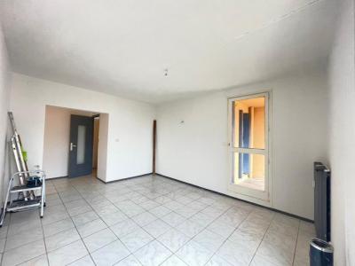 For rent Nimes 3 rooms 57 m2 Gard (30900) photo 3